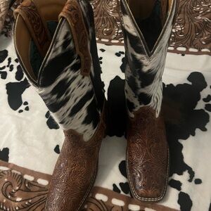 Leather Tooled Cowboy Boots with Black and White Cowhide Style New